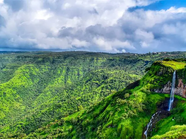 Mumbai to Pune Cab